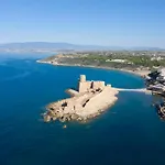 Stylish Terina - Le Lincelle, Lamezia - Bright, Spacious, Elegant And With Terrace Appartement SantʼEufemia Lamezia