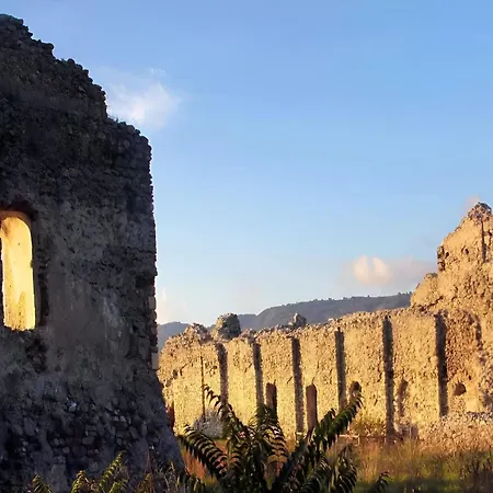 Stylish Terina - Le Lincelle, Lamezia - Bright, Spacious, Elegant And With Terrace Apartamento *