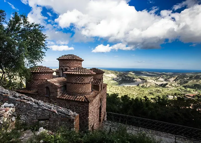 Stylish Terina - Le Lincelle, Lamezia - Bright, Spacious, Elegant And With Terrace Apartamento